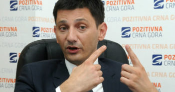 Pajović da radi u interesu javnosti, a ne porodice Đukanović